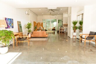 2763 Wright Ln in Los Angeles, CA - Foto de edificio - Building Photo