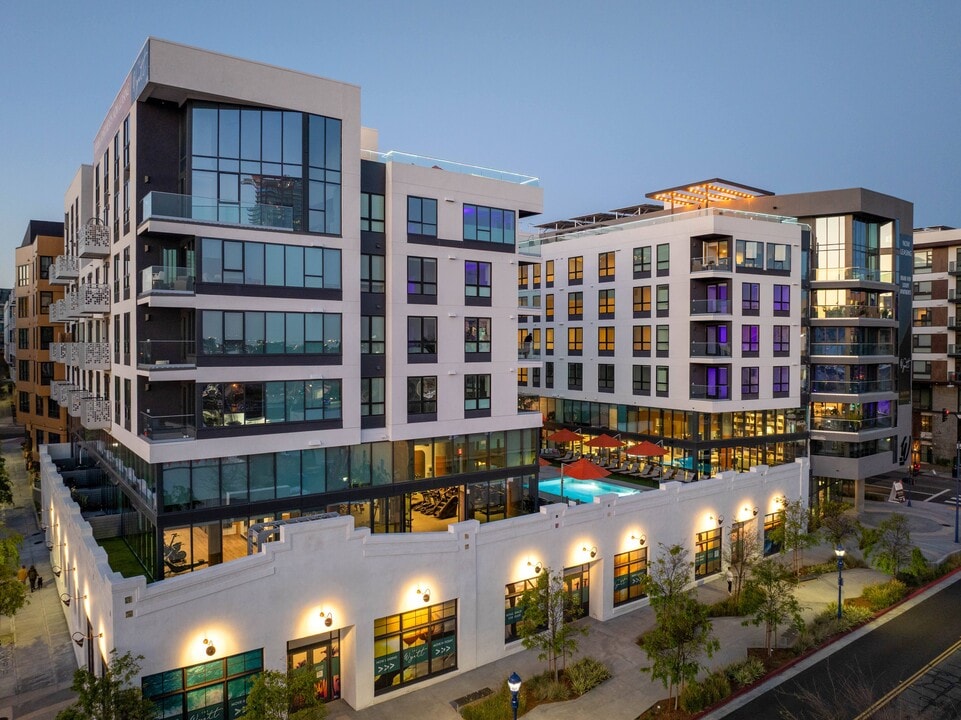 The Wyatt Makers Quarter in San Diego, CA - Foto de edificio