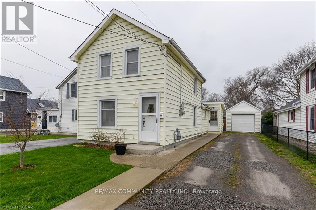 66 S John St in Belleville, ON - Building Photo