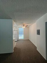 522 N Sweetzer Ave, Unit 1 in Los Angeles, CA - Building Photo - Building Photo