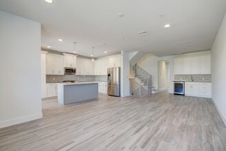 Bella Villagio Townhomes in Tequesta, FL - Building Photo - Interior Photo