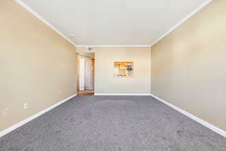 Lodi Commons Senior Living in Lodi, CA - Building Photo - Interior Photo