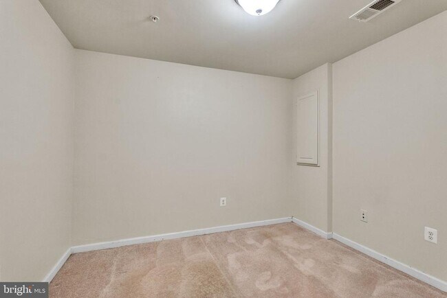 25501 Joy Ln in Damascus, MD - Foto de edificio - Building Photo