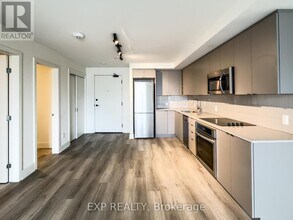 770 Somerset St W in Ottawa, ON - Building Photo - Building Photo