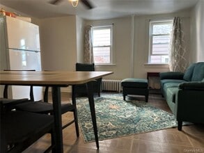 82 Waring Pl in Yonkers, NY - Building Photo - Building Photo