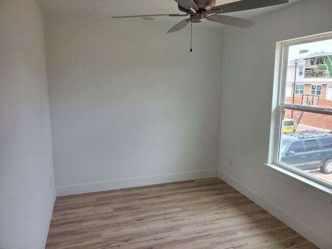 1214 Nedra Dr-Unit -1214 Nedra Drive Unit A in Decatur, AR - Building Photo - Building Photo