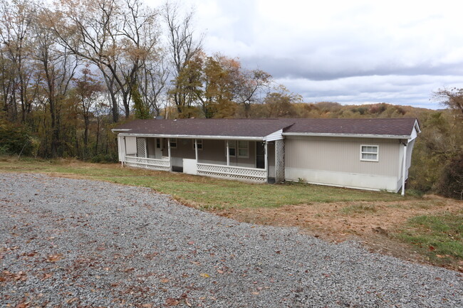 7 Davis Rd in Monongahela, PA - Building Photo - Building Photo