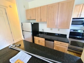 191 Commonwealth Ave, Unit 1 in Boston, MA - Building Photo - Building Photo