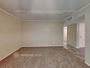 17449 N 8th Ave in Phoenix, AZ - Building Photo - Building Photo