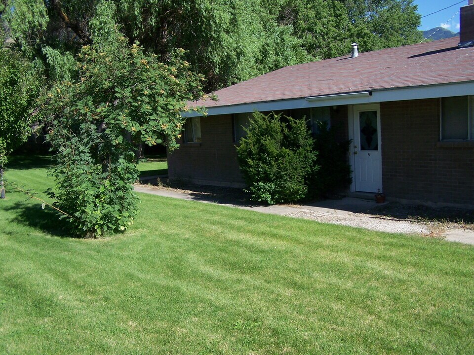 2046 N 1200 E in North Logan, UT - Building Photo