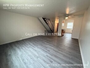 232 Northwest Ave in Tallmadge, OH - Building Photo - Building Photo
