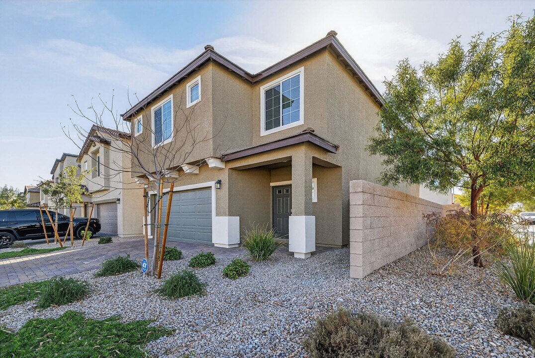 4587 Bayley Skye Ave in Las Vegas, NV - Building Photo