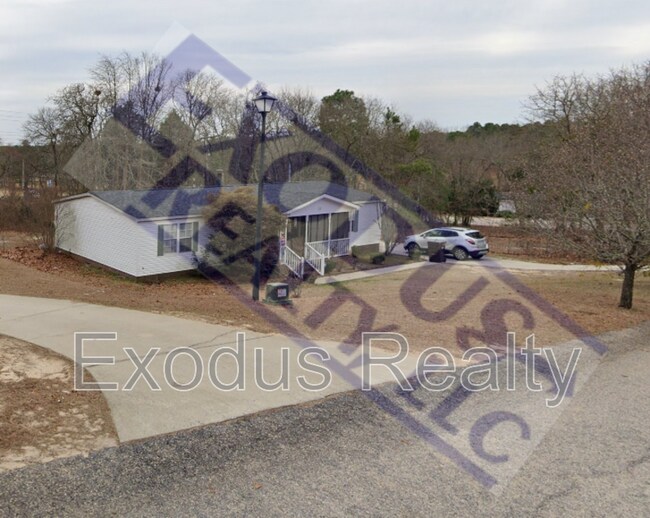 10 Forest Manor Dr in Sanford, NC - Building Photo - Building Photo