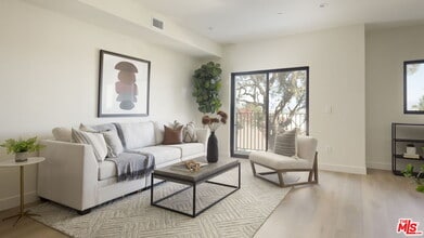 3849 Don Tomaso Dr in Los Angeles, CA - Building Photo - Building Photo