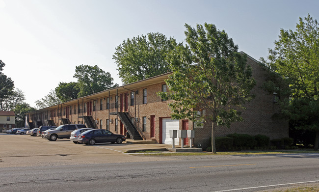 Alexis Apartments in Norfolk, VA - Building Photo - Building Photo