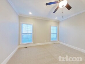 300 Dutch Fls Cv in Nashville, TN - Building Photo - Building Photo