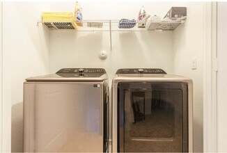 511 NW 17th St in Fort Lauderdale, FL - Building Photo - Building Photo