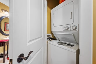 4 Beaufain St in Charleston, SC - Building Photo - Building Photo