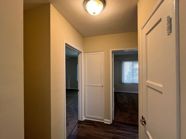 132 N Maple St in Burbank, CA - Building Photo - Building Photo