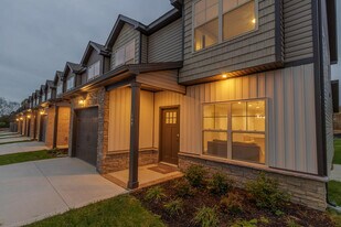 115 Copperfield Way in Frankfort, KY - Building Photo