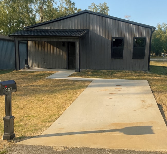 property at 301 10th Ave