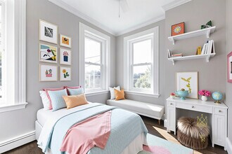 85 Regent St in Boston, MA - Foto de edificio - Building Photo