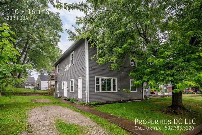 110 E 16th St in New Albany, IN - Foto de edificio - Building Photo