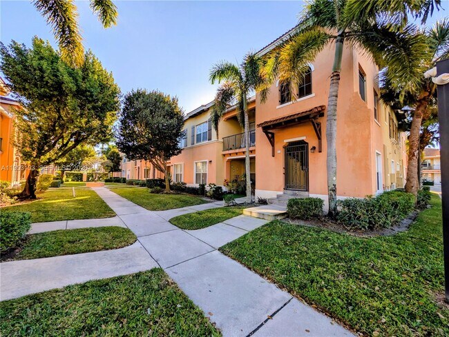 property at 3561 Forest Hill Blvd