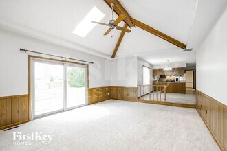 621 White Pine Dr in Noblesville, IN - Building Photo - Building Photo