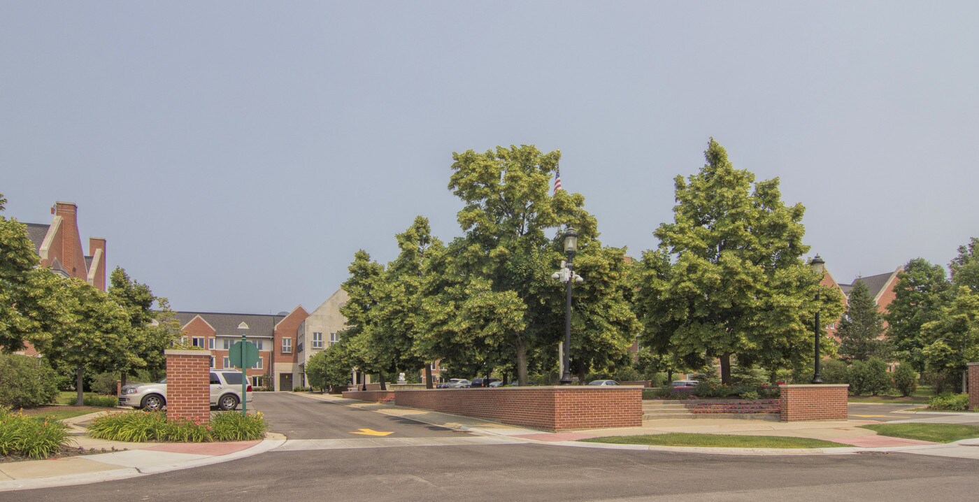 Lake Forest Place Senior Apartments in Lake Forest, IL - Building Photo