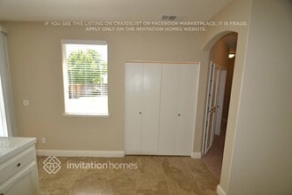 9396 Lakepoint Dr in Elk Grove, CA - Building Photo - Building Photo