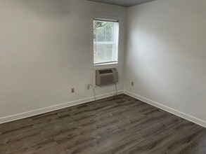 48053 North Carolina Hwy 12 in Buxton, NC - Building Photo - Building Photo