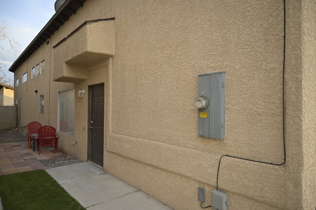 property at 419 S Tonopah Dr