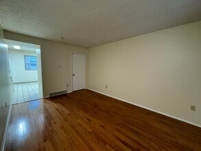 84 W 9th Ave in Columbus, OH - Building Photo - Building Photo