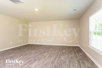 141 Preston Oaks Dr in King, NC - Building Photo - Building Photo