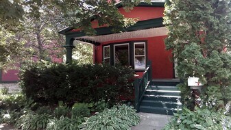 517 N Bateman St in Appleton, WI - Building Photo