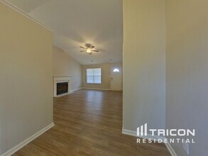 1134 Summit Hills Dr in Charlotte, NC - Building Photo - Building Photo
