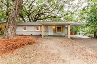 4054 Sallie Ct in Mobile, AL - Building Photo - Building Photo