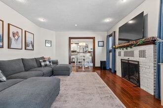 524 La Salle Ave in St. Joseph, MI - Building Photo - Building Photo