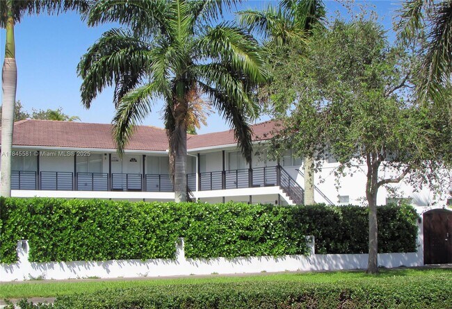 9220 Biscayne Blvd in Miami Shores, FL - Building Photo - Building Photo