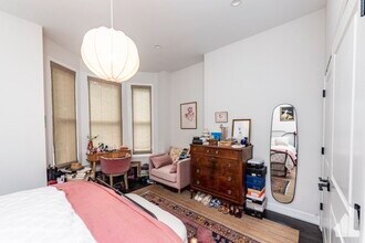 812 S Oakley Blvd-Unit -2 in Chicago, IL - Building Photo - Building Photo