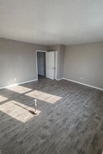 52 Hilton St in East Orange, NJ - Foto de edificio - Building Photo