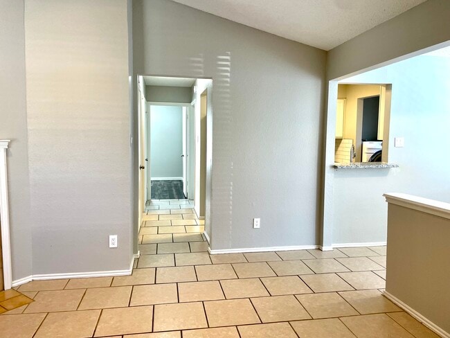 13030 Quail Dr in Balch Springs, TX - Foto de edificio - Building Photo