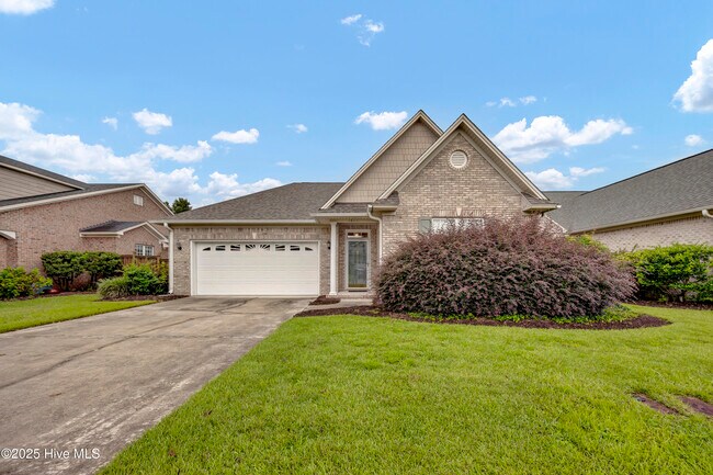 1012 Cordgrass Ln in Leland, NC - Foto de edificio - Building Photo