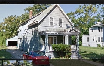 246 Carl St in Buffalo, NY - Building Photo - Building Photo