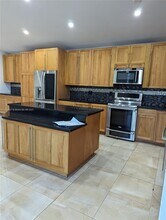 11481 SW 145th Ave in Miami, FL - Building Photo - Building Photo