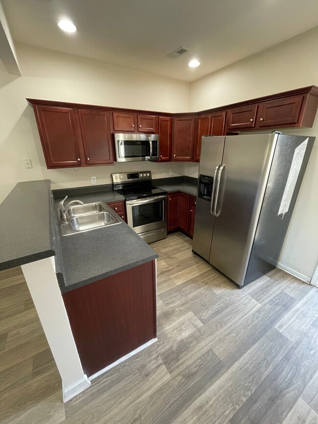 4007 Clinton Ln in Spring Hill, TN - Building Photo - Building Photo