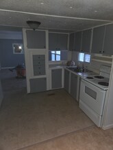 8464 Cleveland Ave NW in North Canton, OH - Building Photo - Building Photo