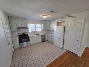 3600 Katrine St in Haltom City, TX - Building Photo - Building Photo