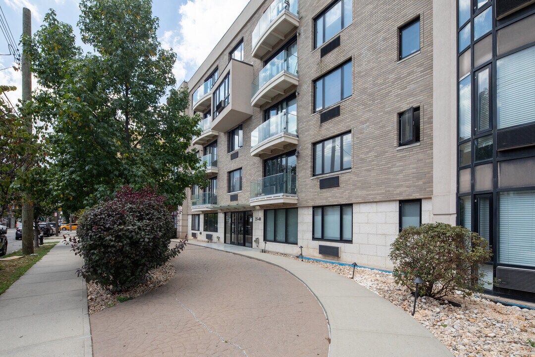 3540 30th St in Long Island City, NY - Building Photo